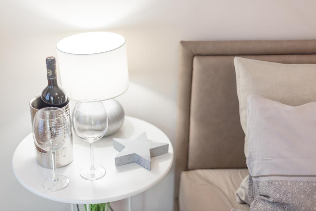 Downtown Heart 3 Bdr, 2 Bath, A/C Apartman Budapest Kültér fotó